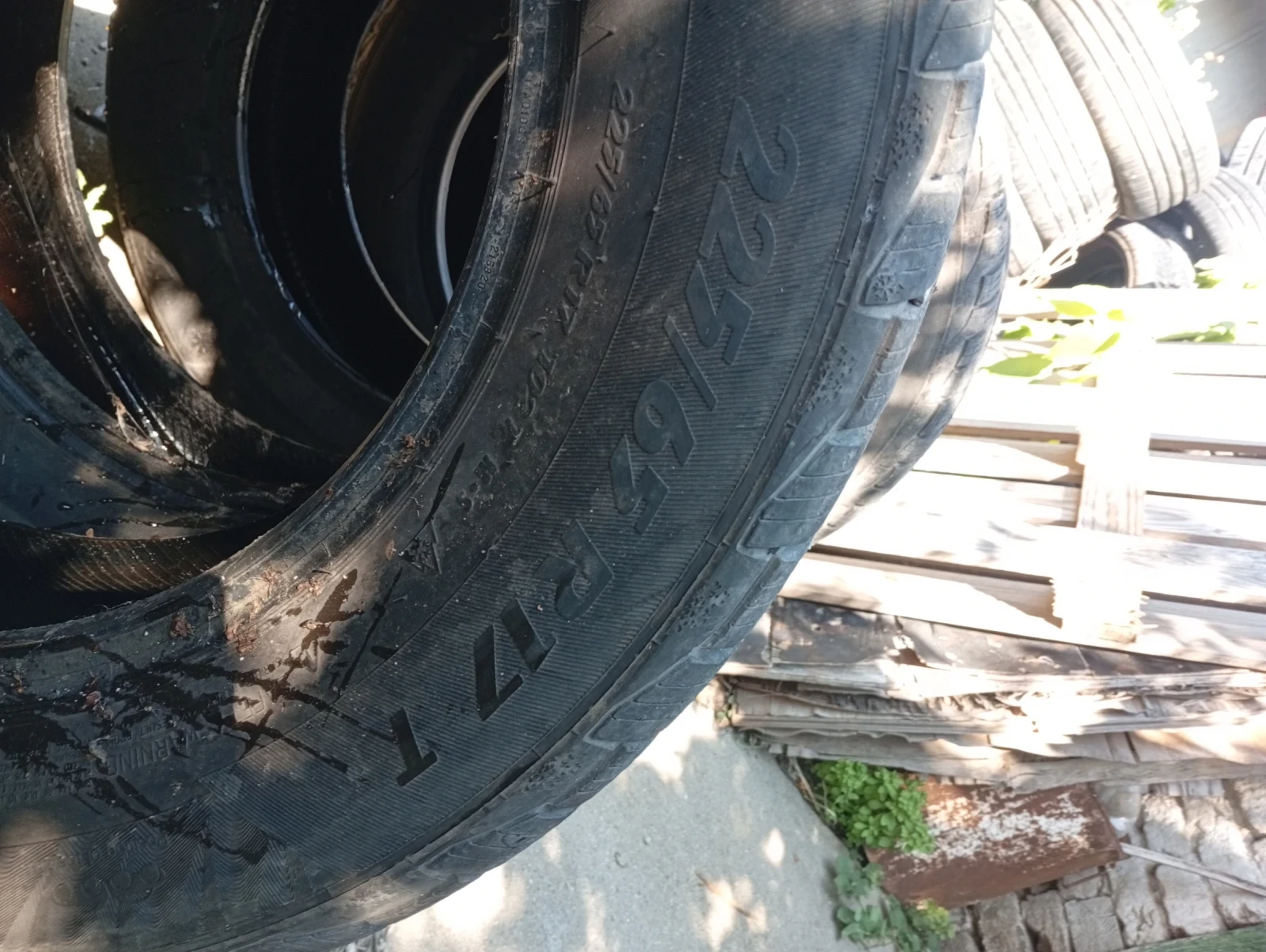 Гуми Зимни 225/65R17, снимка 3 - Гуми и джанти - 55152274