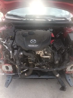 Mazda 3 2.2DЧАСТИAUTO, снимка 8