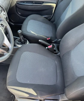 Hyundai I20, снимка 10