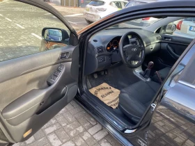 Toyota Avensis Тойота авенсис бензин -газ, снимка 11