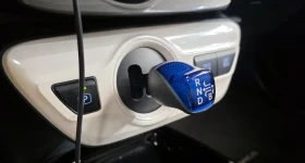 Toyota Prius 1.8 Hybrid! Екзекютив!, снимка 9