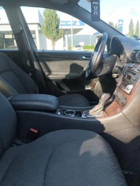 Mercedes-Benz C 220 C220, снимка 4