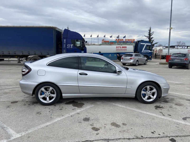 Mercedes-Benz C 200, снимка 8 - Автомобили и джипове - 47488096