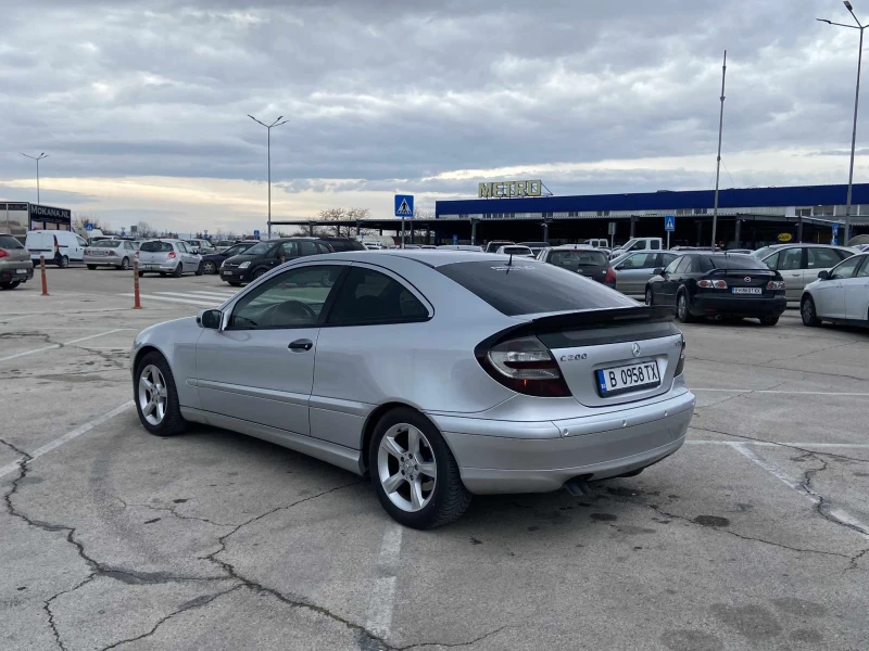 Mercedes-Benz C 200, снимка 4 - Автомобили и джипове - 47488096