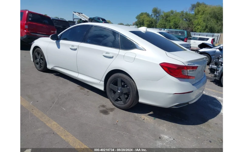 Honda Accord 1.5l * 192HP * LED * Дистроник, снимка 8 - Автомобили и джипове - 48005521