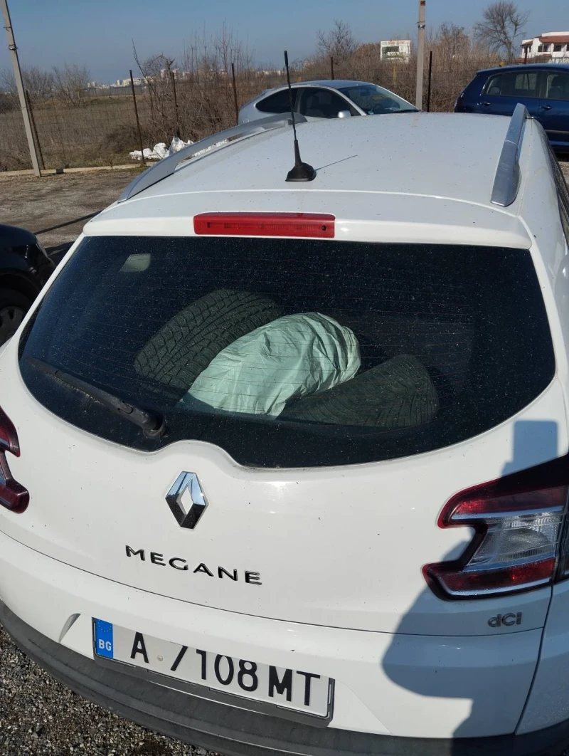 Renault Megane, снимка 3 - Автомобили и джипове - 48881708