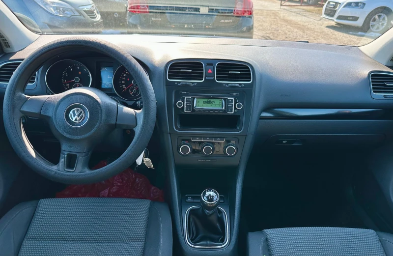 VW Golf 1.4 TSI, снимка 11 - Автомобили и джипове - 49274638