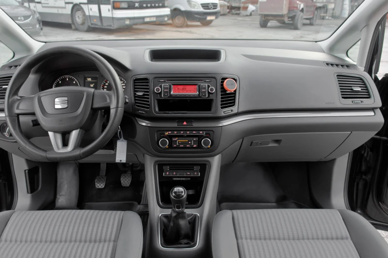 Seat Alhambra 2.0 TDI - ECOMOTIVE - 6+ 1 - 140 кс., снимка 14 - Автомобили и джипове - 49350249