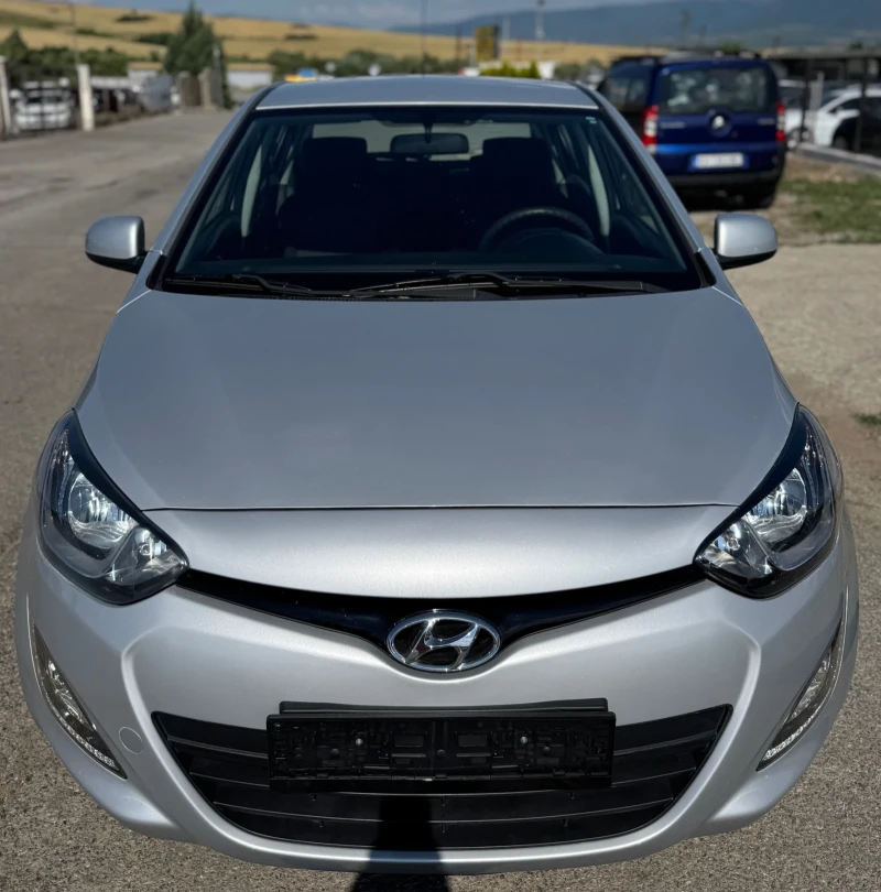 Hyundai I20, снимка 2 - Автомобили и джипове - 52558032