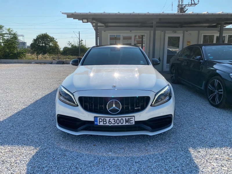 Mercedes-Benz C 63 AMG FACELIFT ОБСЛУЖЕН РЕАЛНИ КМ, снимка 3 - Автомобили и джипове - 51353881