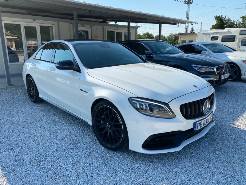Mercedes-Benz C 63 AMG FACELIFT ОБСЛУЖЕН РЕАЛНИ КМ