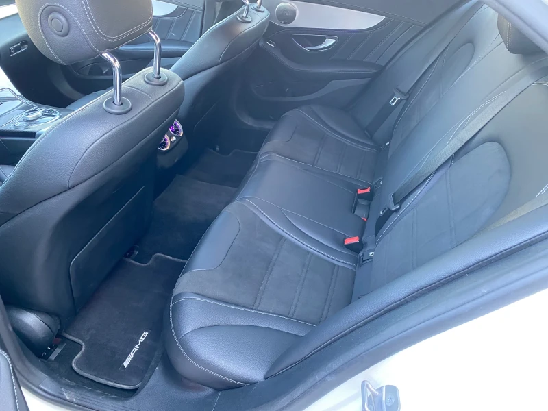 Mercedes-Benz C 63 AMG FACELIFT ОБСЛУЖЕН РЕАЛНИ КМ, снимка 13 - Автомобили и джипове - 51353881