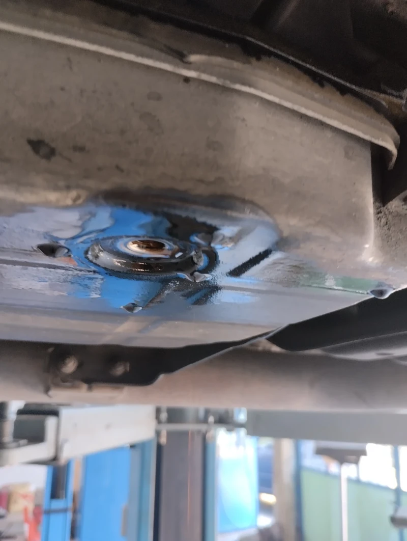 Mercedes-Benz C 220 C220, снимка 13 - Автомобили и джипове - 52674323