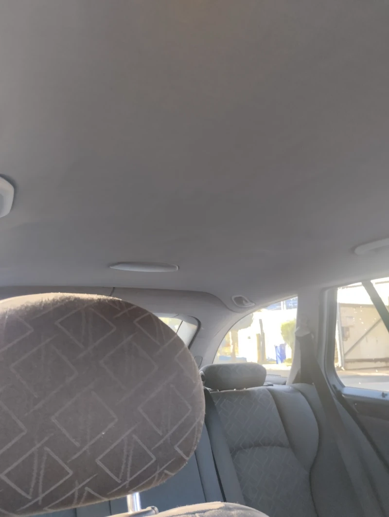 Mercedes-Benz C 220 C220, снимка 3 - Автомобили и джипове - 52674323