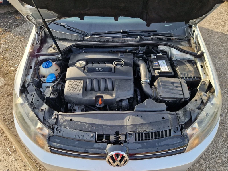 VW Golf 1.6 i  102HP. COMFORT ITALIA, снимка 15 - Автомобили и джипове - 52722536