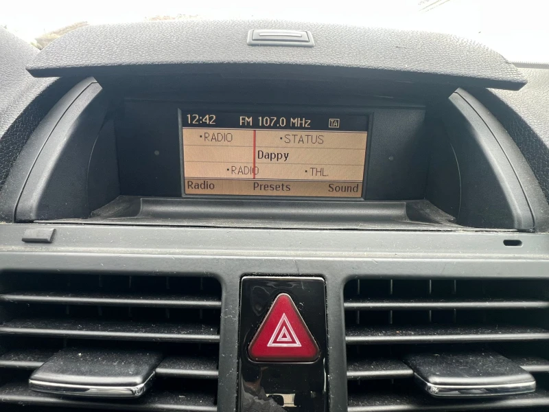 Mercedes-Benz C 220 2.2, снимка 6 - Автомобили и джипове - 52809376