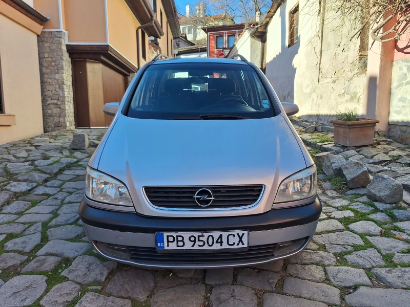 Opel Zafira 1.8 газ бензин 7 местен , снимка 6 - Автомобили и джипове - 53041845