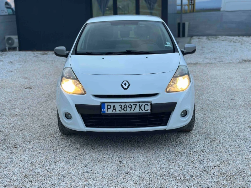 Renault Clio ГАЗ | FACELIFT | НАВИГАЦИЯ | РЕГИСТРИРАНА, снимка 2 - Автомобили и джипове - 53261250