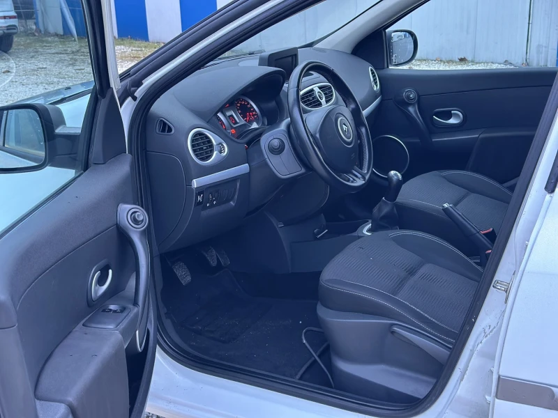 Renault Clio ГАЗ | FACELIFT | НАВИГАЦИЯ | РЕГИСТРИРАНА, снимка 8 - Автомобили и джипове - 53261250