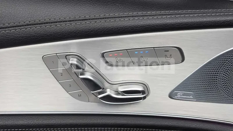 Mercedes-Benz CLS 400 d 4matic| BURMESTER| HEAD-UP| ОБДУХ| DISTRONIC, снимка 8 - Автомобили и джипове - 54484951