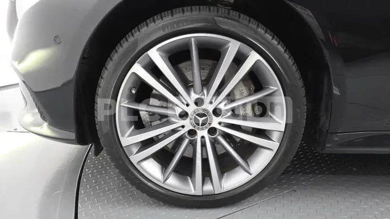 Mercedes-Benz CLS 400 d 4matic| BURMESTER| HEAD-UP| ОБДУХ| DISTRONIC, снимка 14 - Автомобили и джипове - 54484951