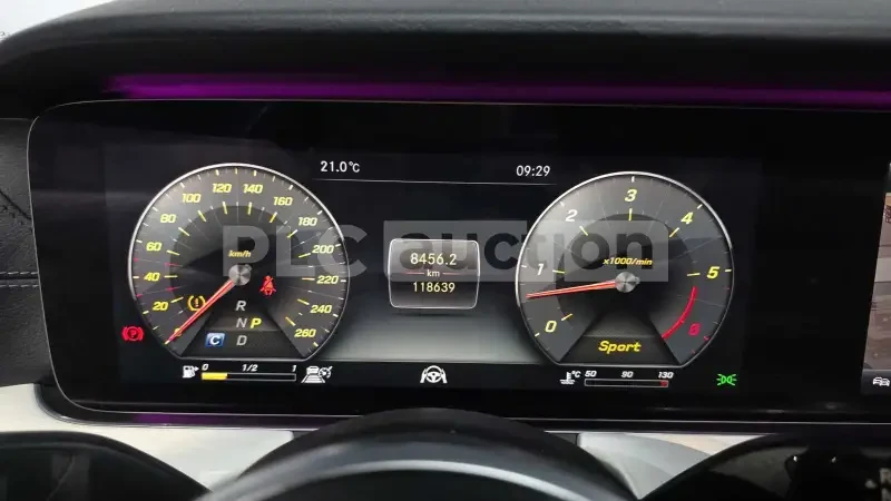 Mercedes-Benz CLS 400 d 4matic| BURMESTER| HEAD-UP| ОБДУХ| DISTRONIC, снимка 4 - Автомобили и джипове - 54484951