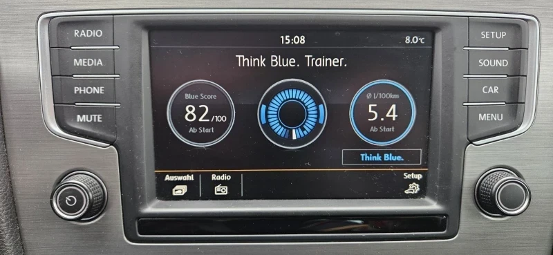 VW Golf 1.6TDI-110 к.с. Bluemotion , снимка 4 - Автомобили и джипове - 55386640