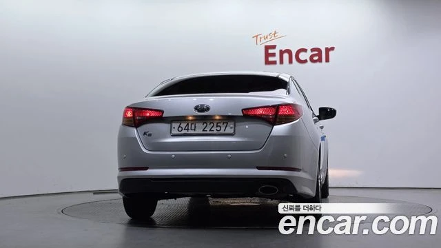 Kia K5, снимка 4 - Автомобили и джипове - 56089271
