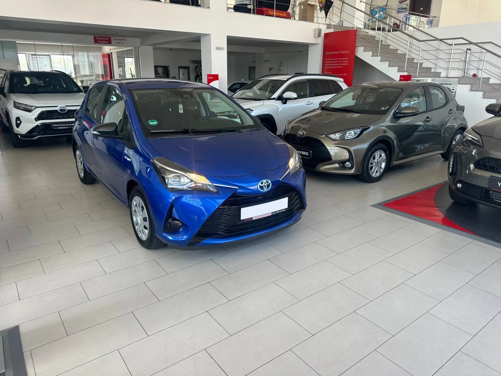 Toyota Yaris  - изображение 6