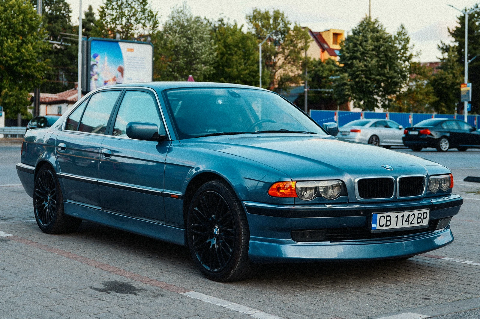 BMW 735 Газ Individual  - изображение 3