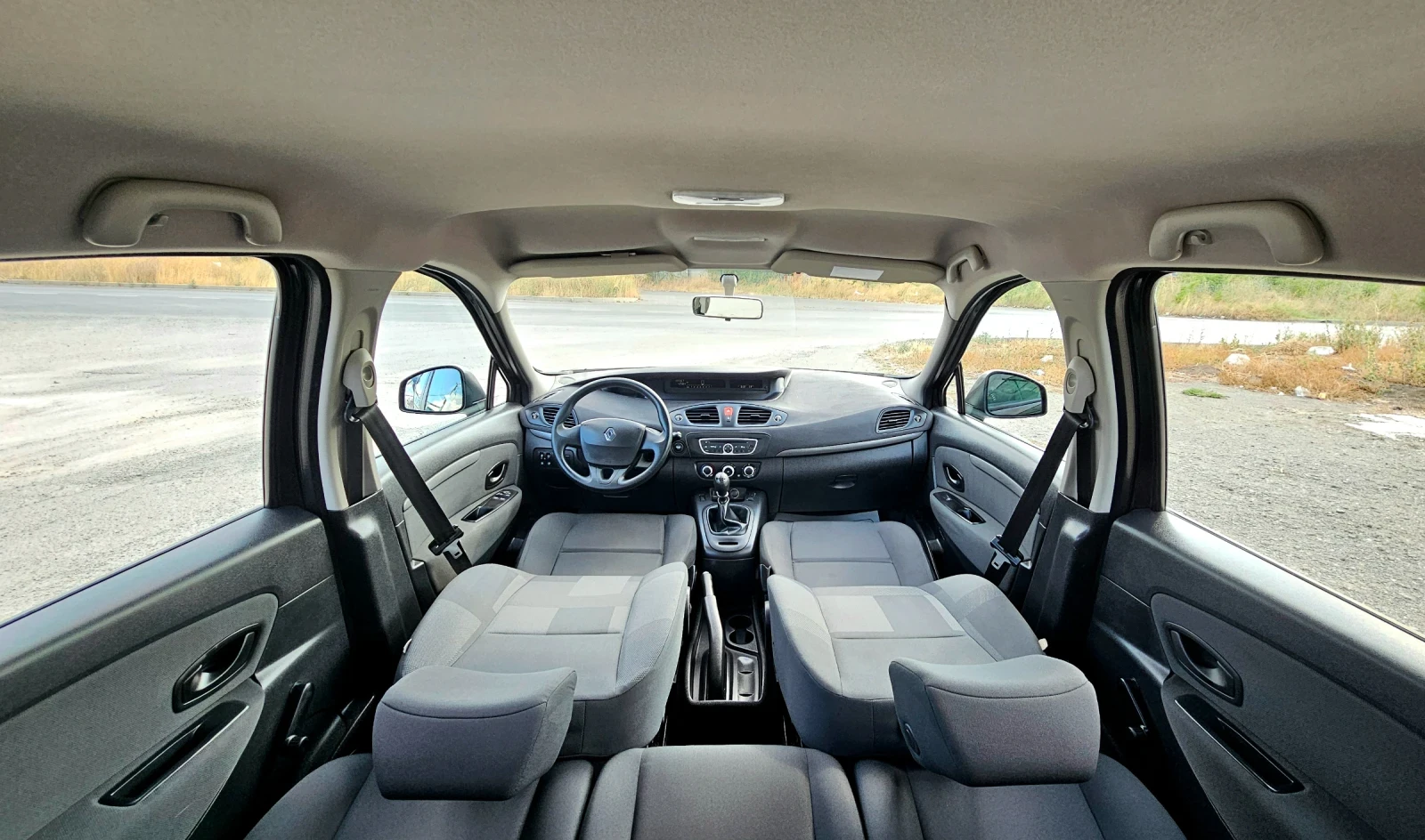 Renault Scenic 1.6i/110к/6ск./РЕАЛНИ КМ - изображение 7
