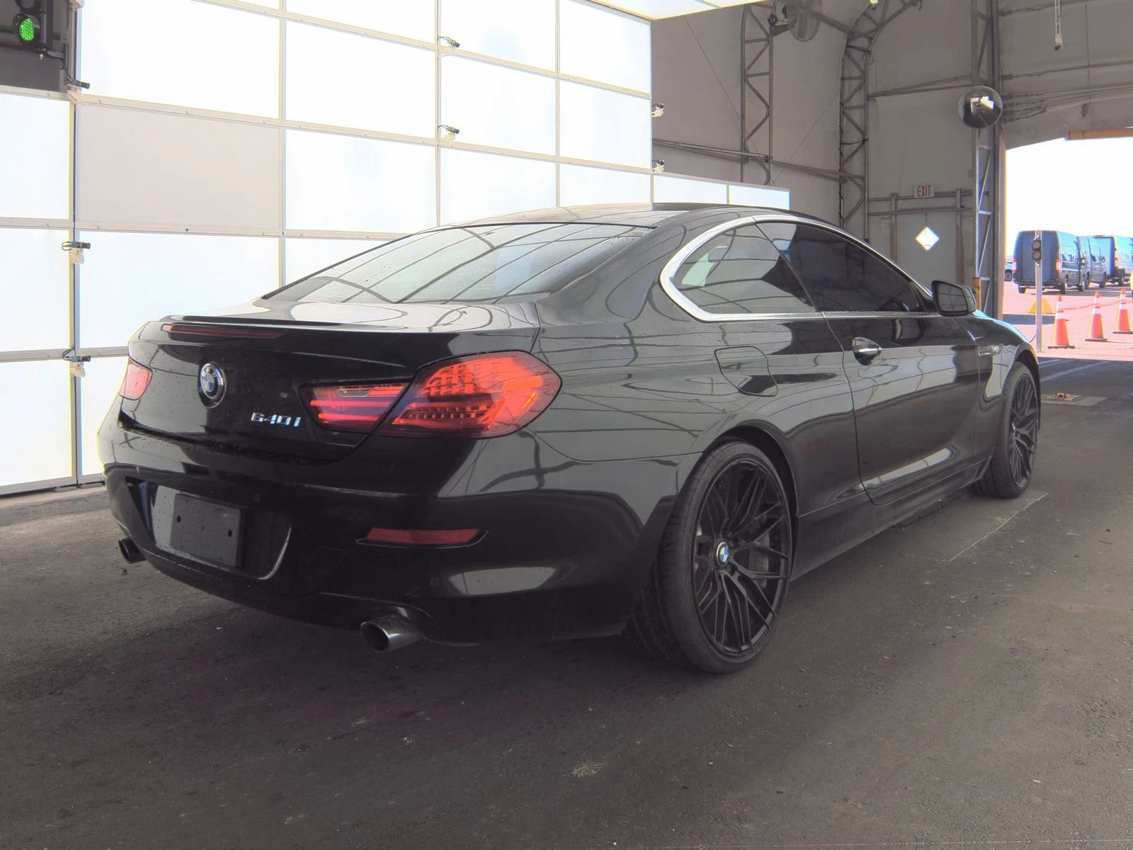 BMW 640 ПОДГРЕВ* КАМЕРА* КЕЙЛЕС* LANE* ASSIST - изображение 2