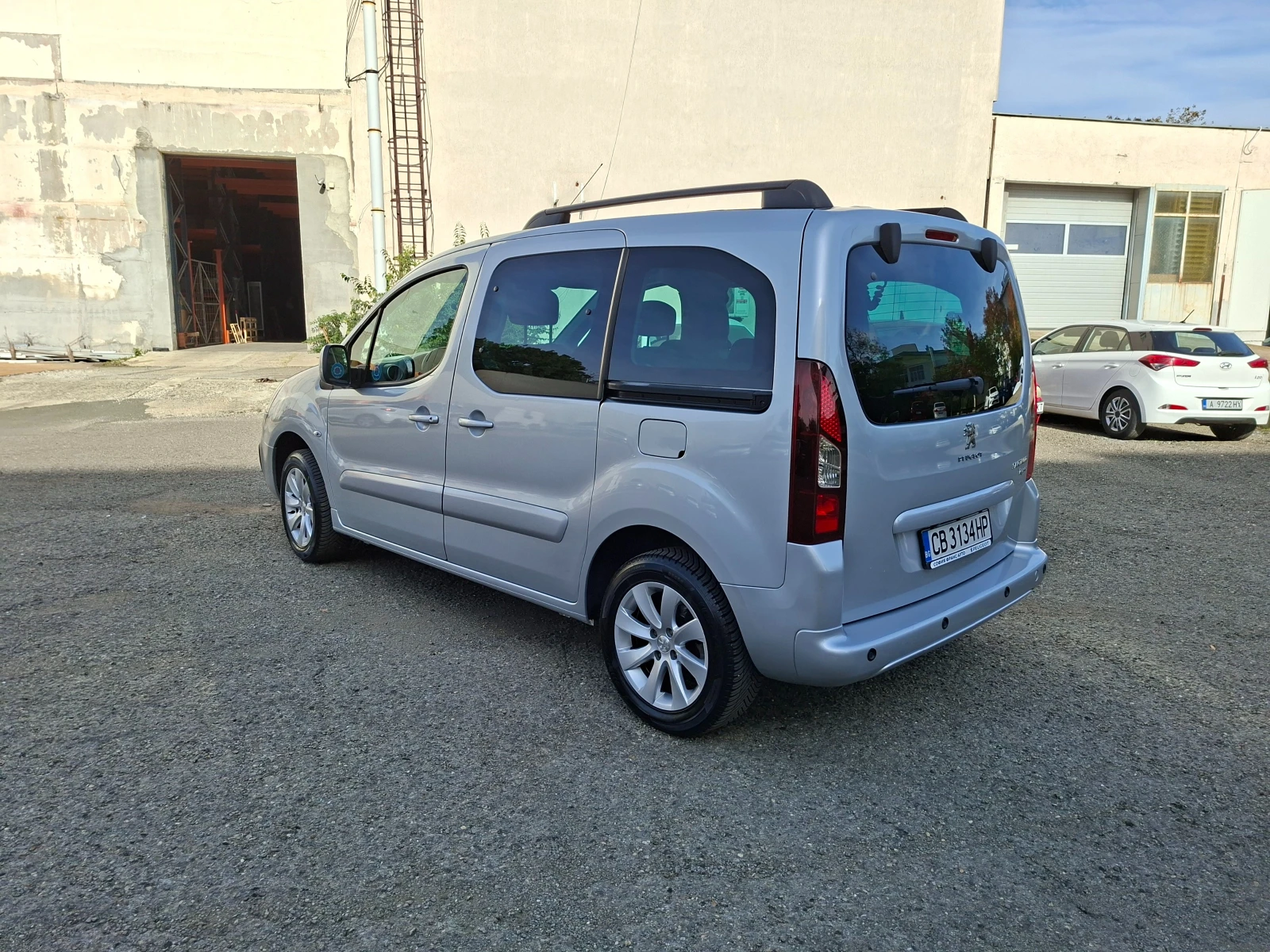 Peugeot Partner New Tepee Zenith 1.6 BlueHDI - изображение 2