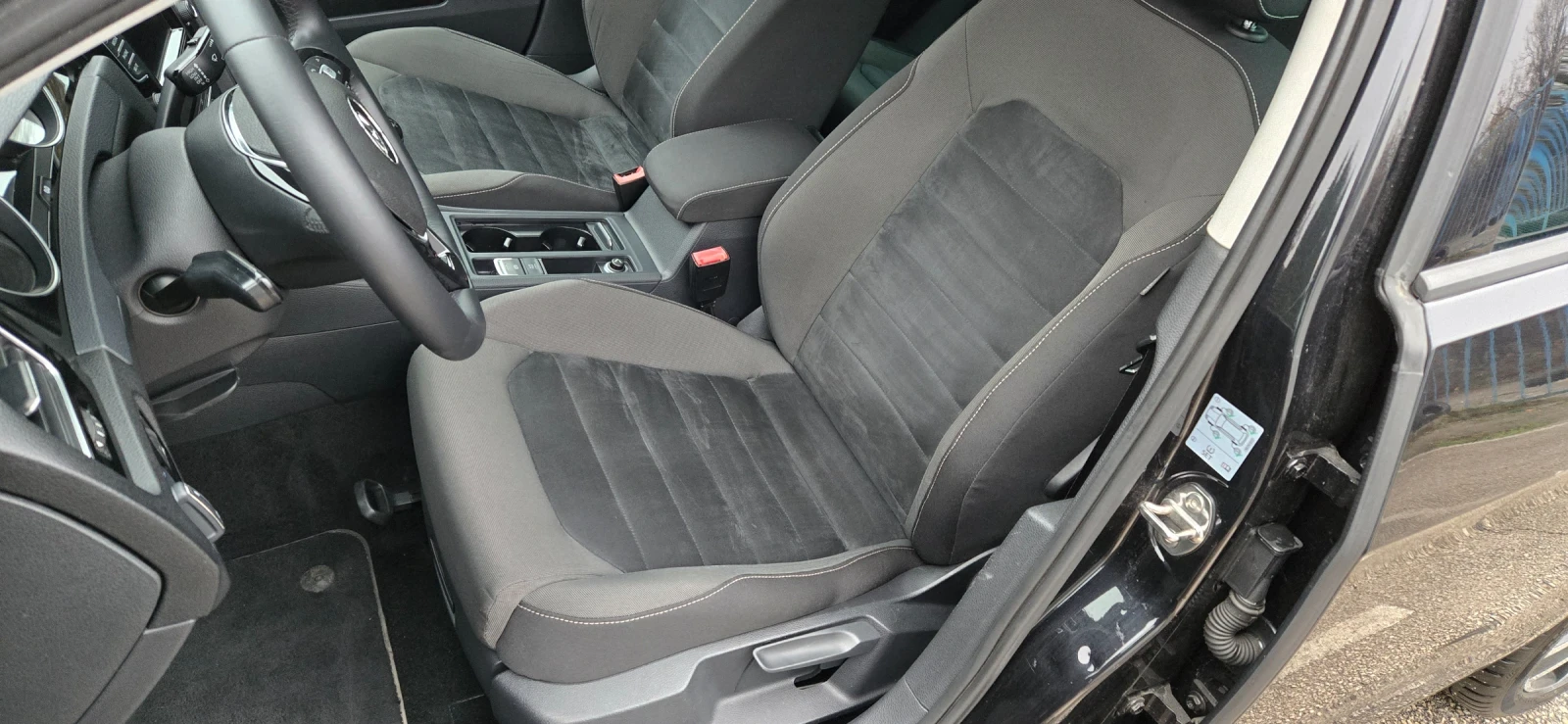 VW Golf 88 хил.км 1.6TDI - изображение 9