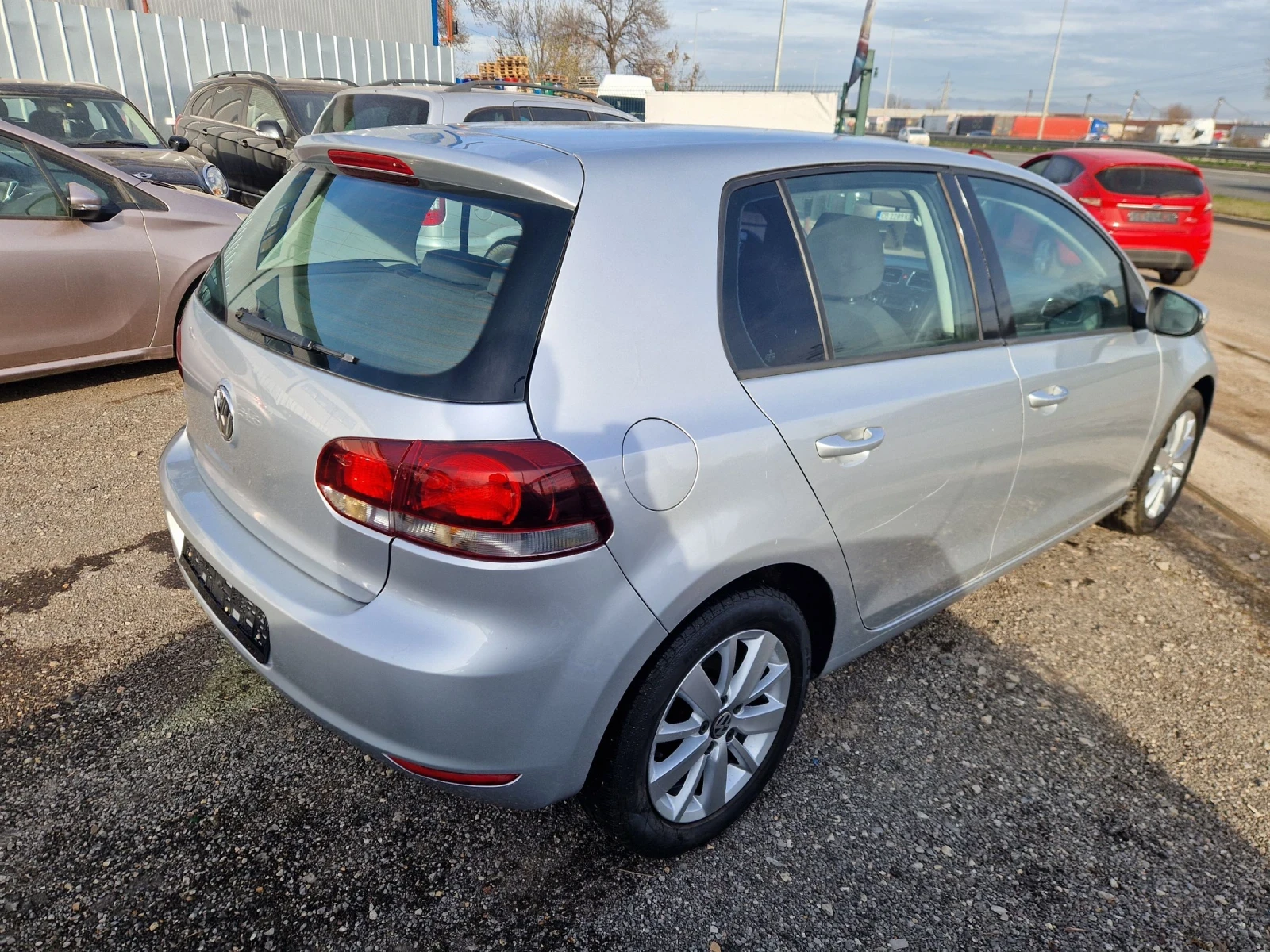 VW Golf 1.6 i  102HP. COMFORT ITALIA - изображение 6