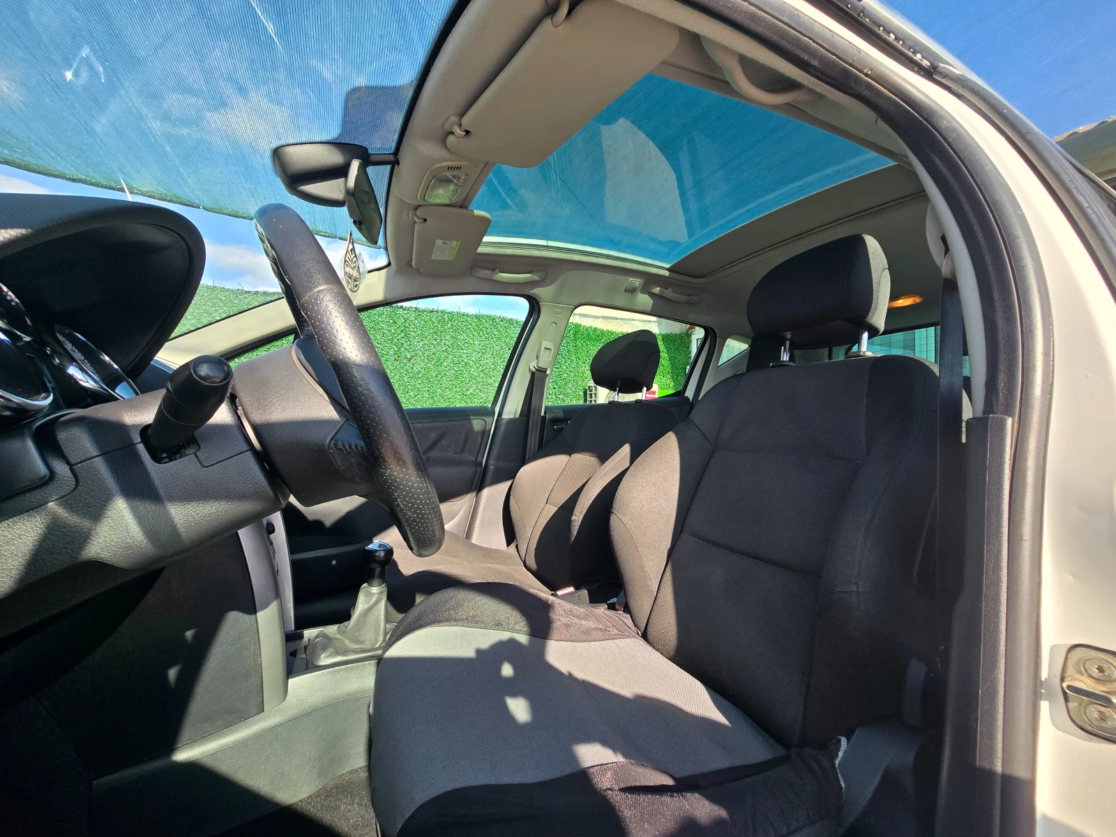 Peugeot 207 1.6 бензин * 120к.с.* ПАНОРАМА  - изображение 10