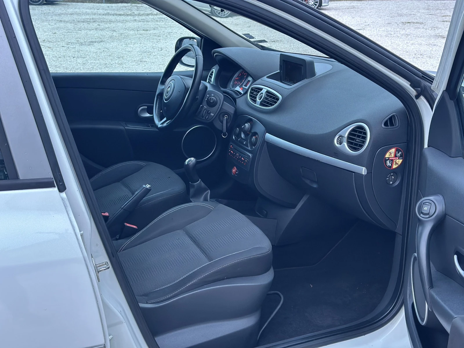 Renault Clio ГАЗ | FACELIFT | НАВИГАЦИЯ | РЕГИСТРИРАНА - изображение 7