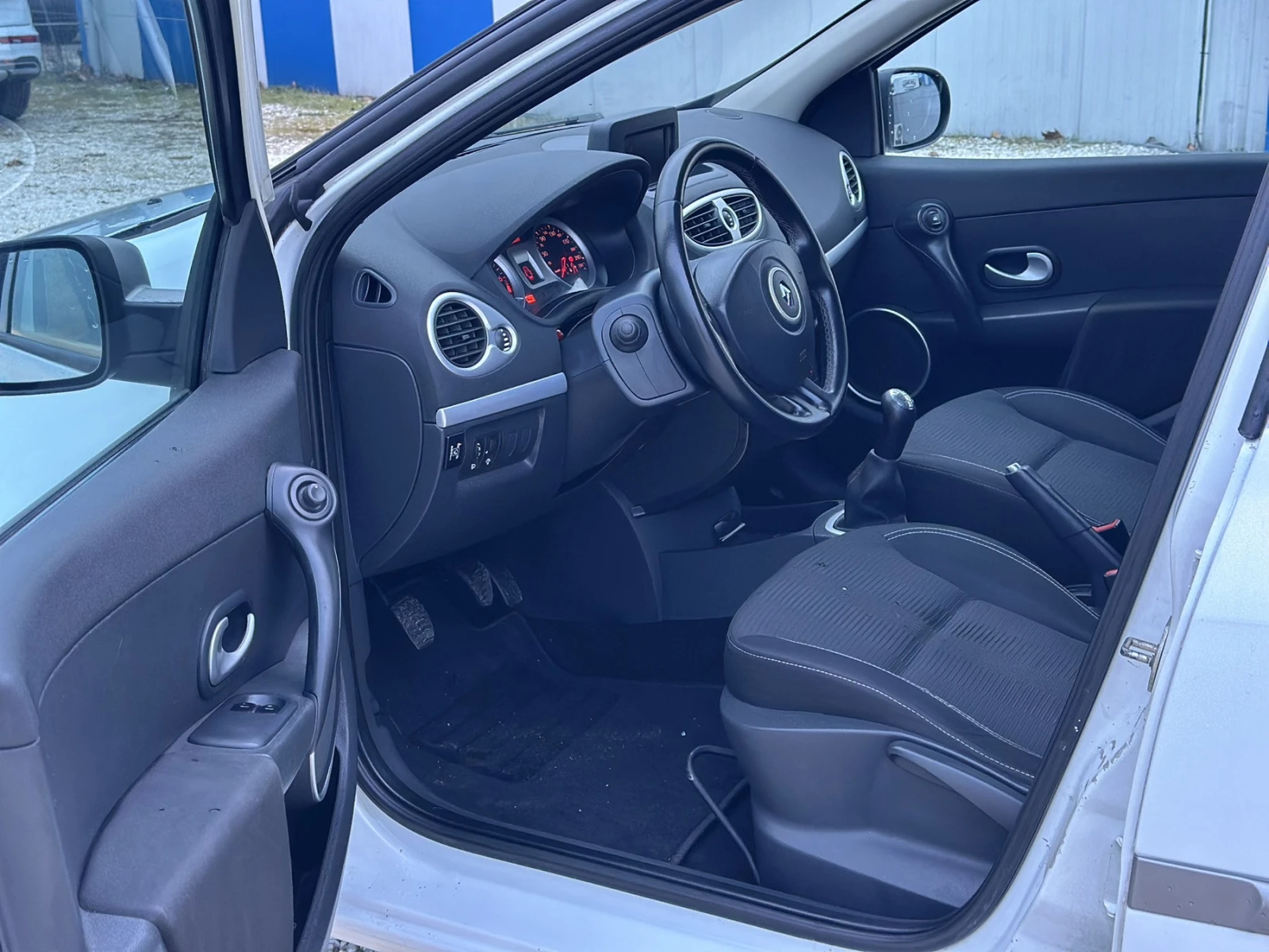 Renault Clio ГАЗ | FACELIFT | НАВИГАЦИЯ | РЕГИСТРИРАНА - изображение 8