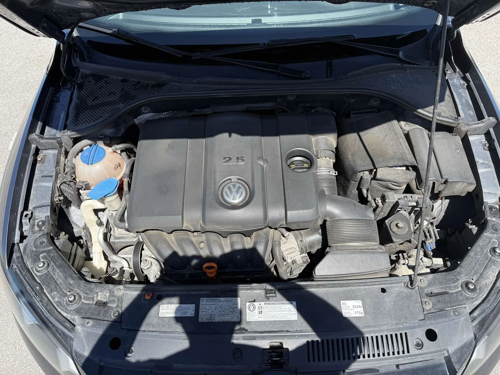 VW Passat 2.5, снимка 16 - Автомобили и джипове - 54322978