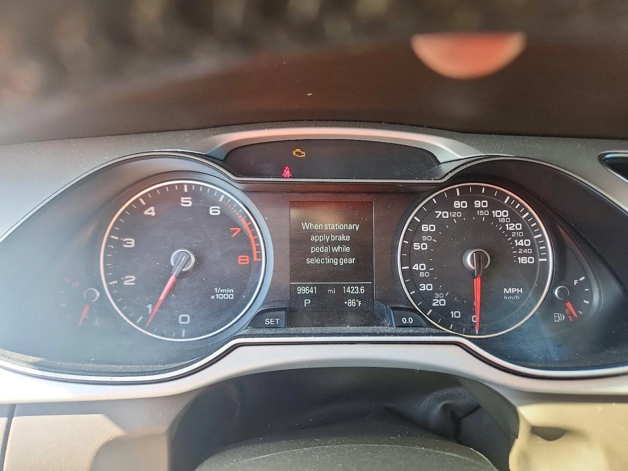 Audi A4 2.0l Premium Plus S-Line, снимка 9 - Автомобили и джипове - 54430331