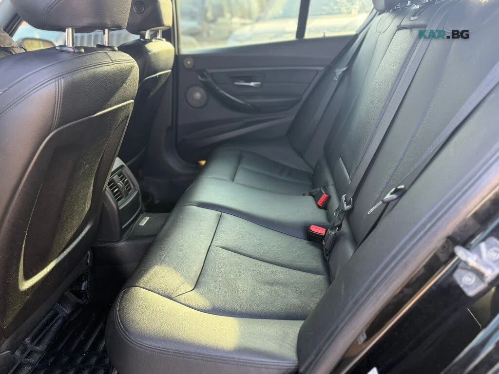 BMW 335 i * Harmon Kardon* АвтоКредит* (ЦЕНА ДО БГ), снимка 12 - Автомобили и джипове - 54622957