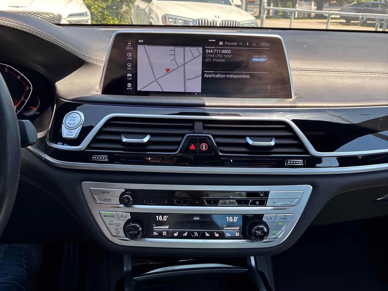 BMW 750 * ДИСТРОНИК* 360КАМЕРА* ПАНОРАМА* ОБДУХВАНЕ* , снимка 10 - Автомобили и джипове - 54849922