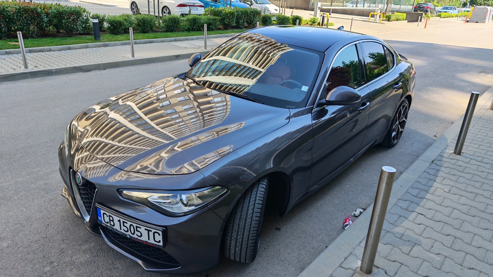Alfa Romeo Giulia Q2 Ti Sport Active Suspension Performance Package, снимка 6 - Автомобили и джипове - 54978524