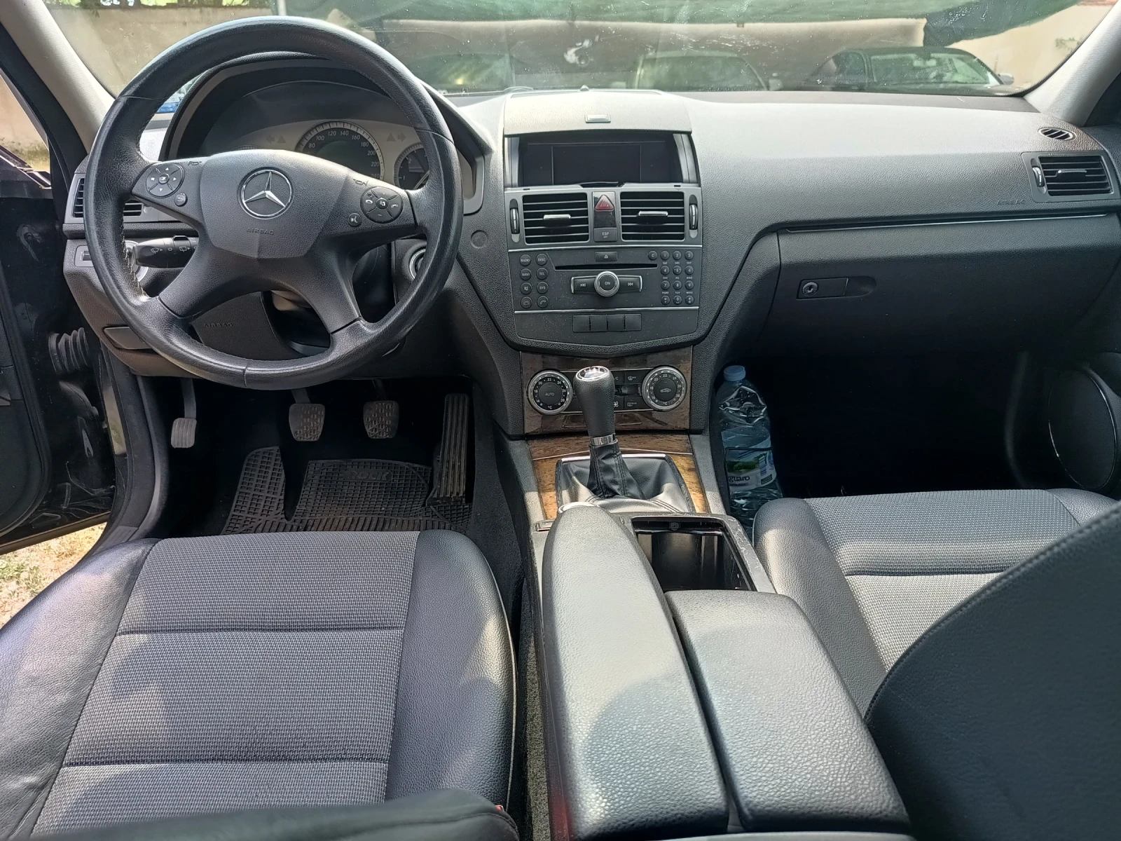 Mercedes-Benz C 220, снимка 6 - Автомобили и джипове - 55013586
