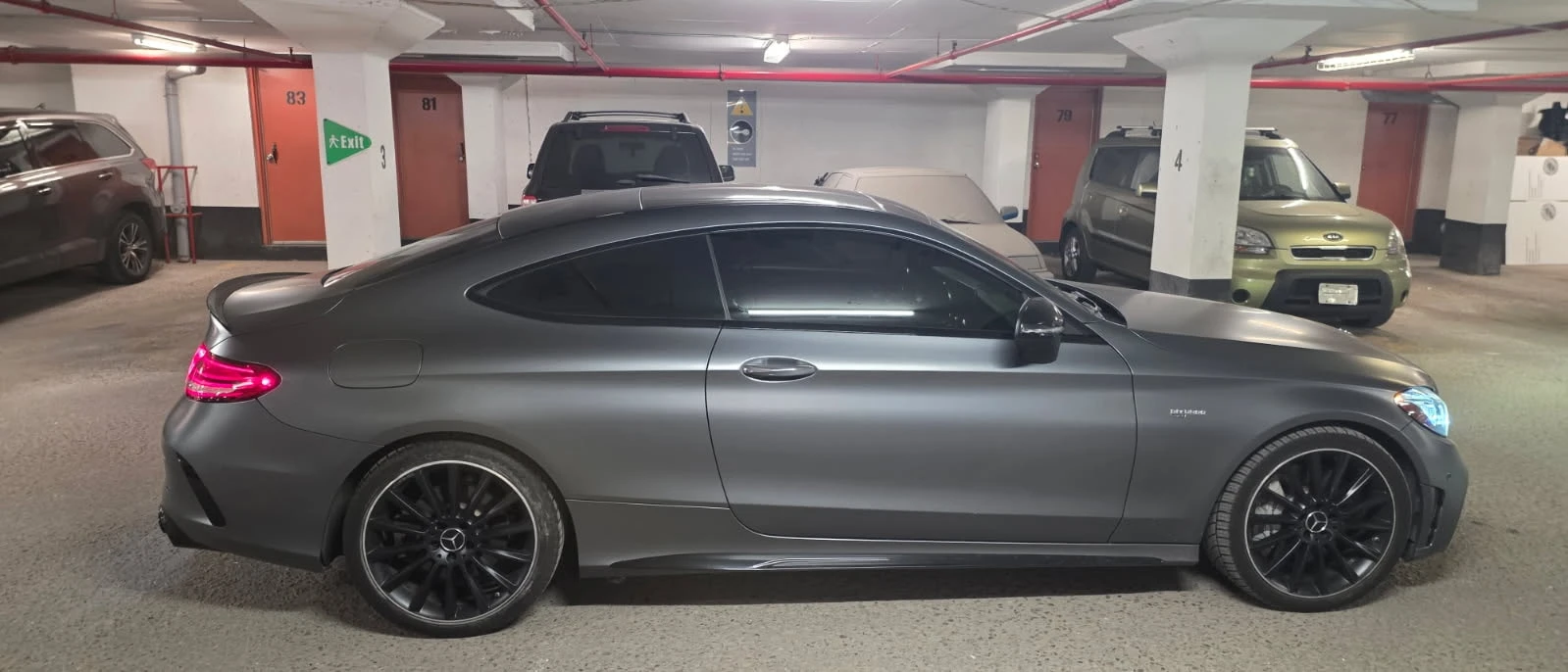 Mercedes-Benz C 43 AMG  * CARFAX * MULTIBEAM * BURMESTER, снимка 4 - Автомобили и джипове - 55839673