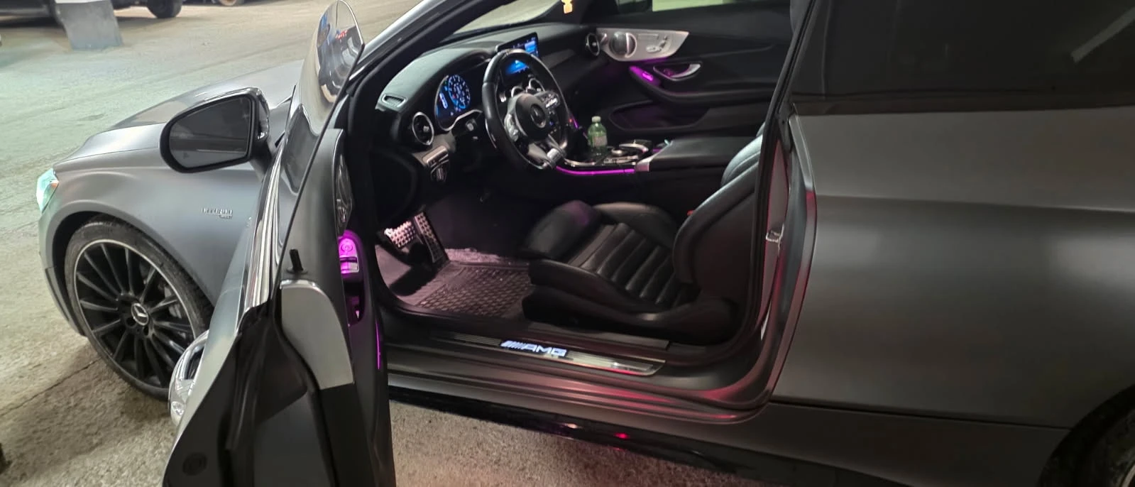 Mercedes-Benz C 43 AMG  * CARFAX * MULTIBEAM * BURMESTER, снимка 5 - Автомобили и джипове - 55839673