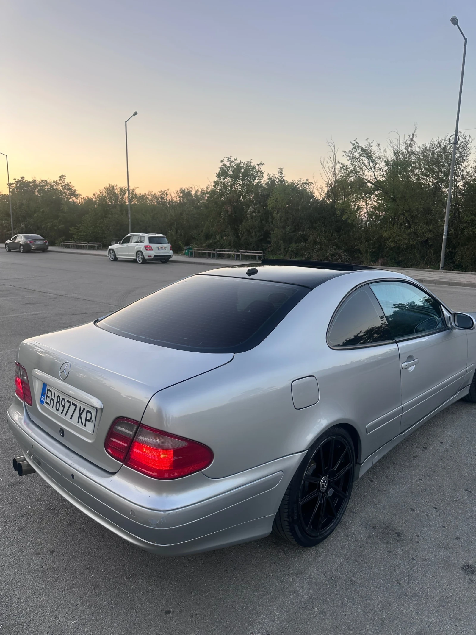 Mercedes-Benz CLK, снимка 5 - Автомобили и джипове - 56111681