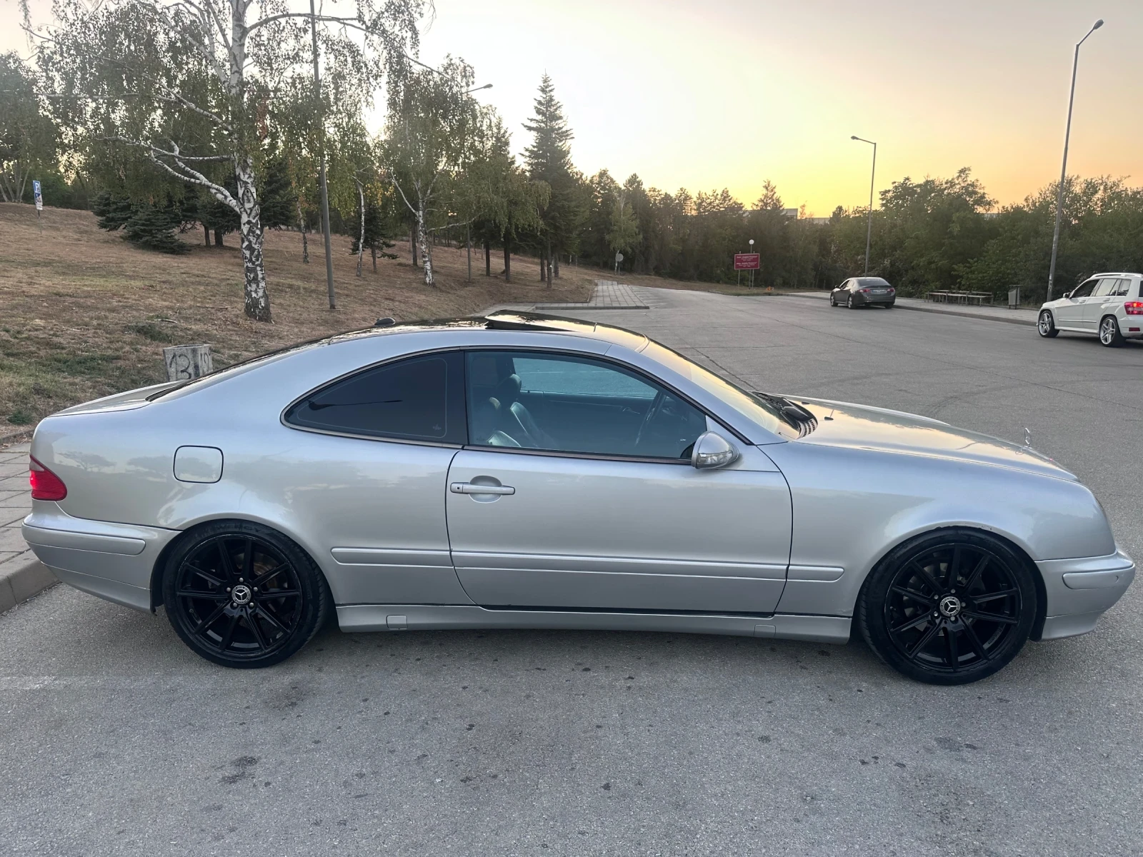 Mercedes-Benz CLK, снимка 4 - Автомобили и джипове - 56111681