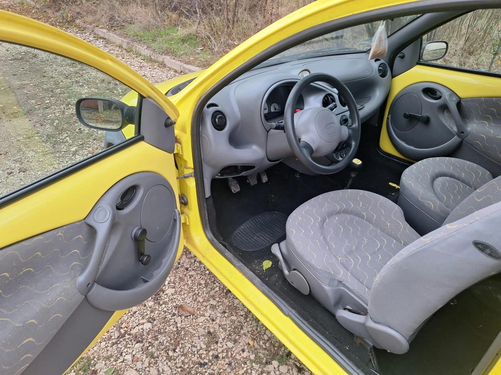 Ford Ka 1.1i klima , снимка 4 - Автомобили и джипове - 56709258