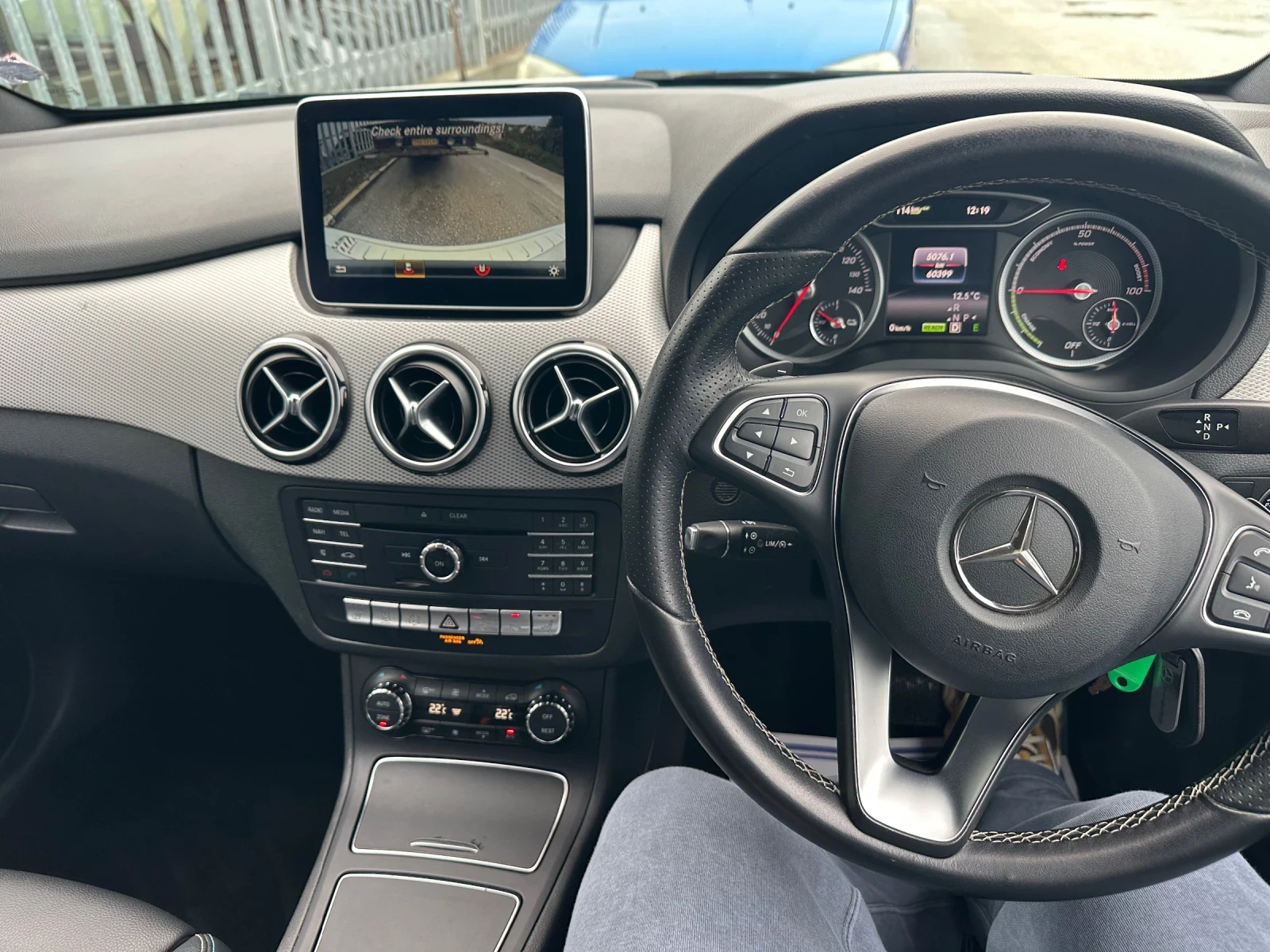 Mercedes-Benz B 250 Електрическа, снимка 11 - Автомобили и джипове - 56736064